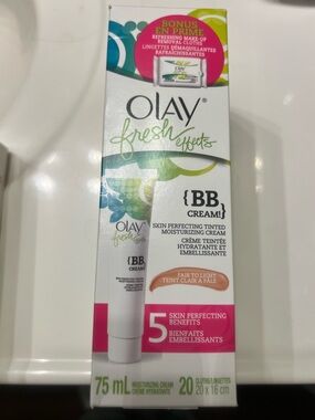 NIB - OLAY Fresh Effects BB Cream - Fair to Light **discontinued**